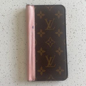 Used iPhone XSmax Louis Vuitton case